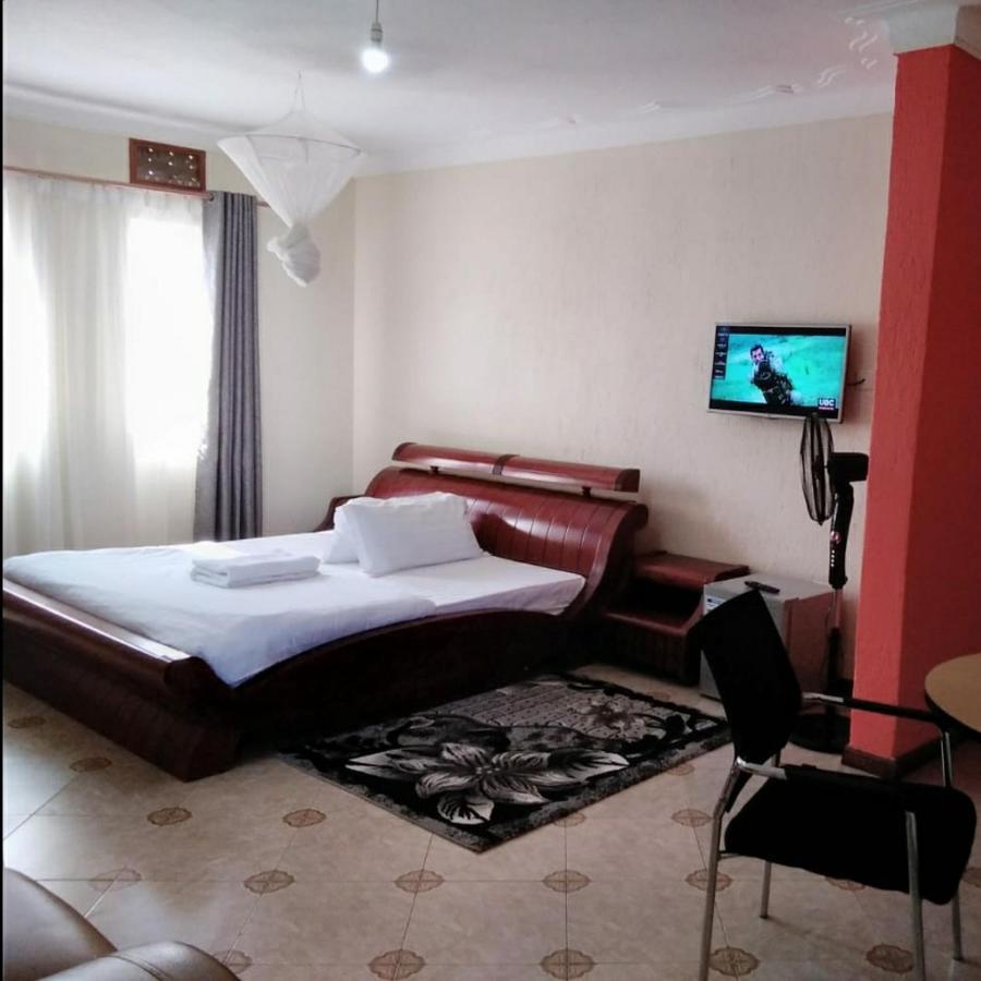 Migingo Suites Entebbe Kültér fotó