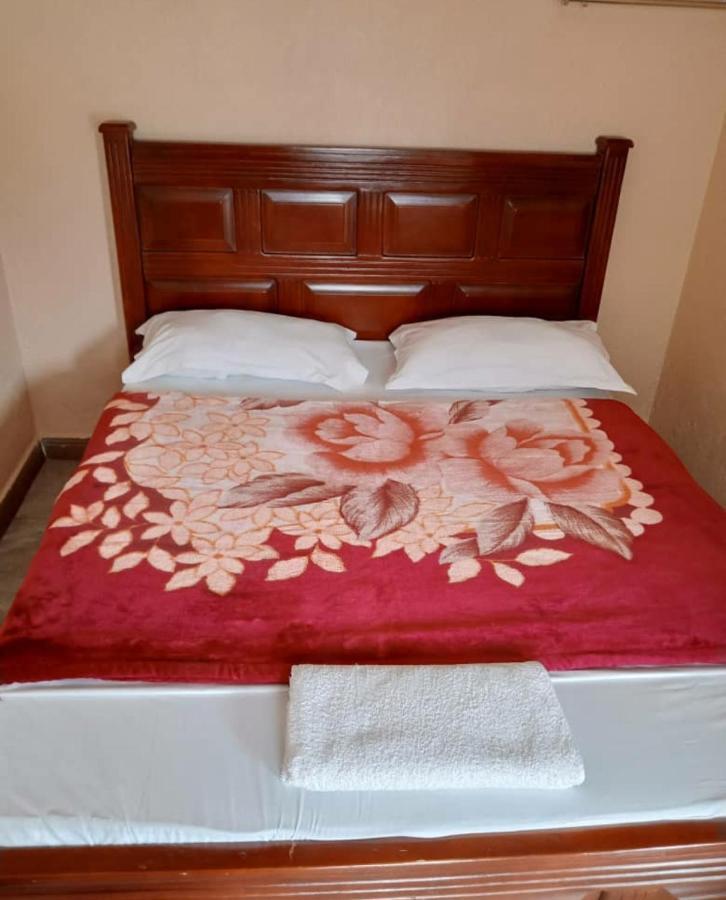 Migingo Suites Entebbe Kültér fotó