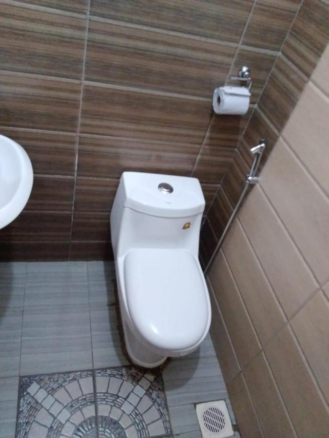 Migingo Suites Entebbe Kültér fotó